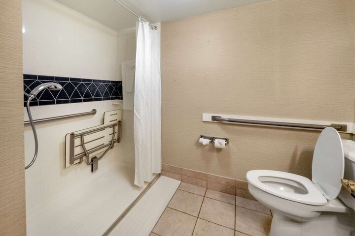 Room 20 of 43