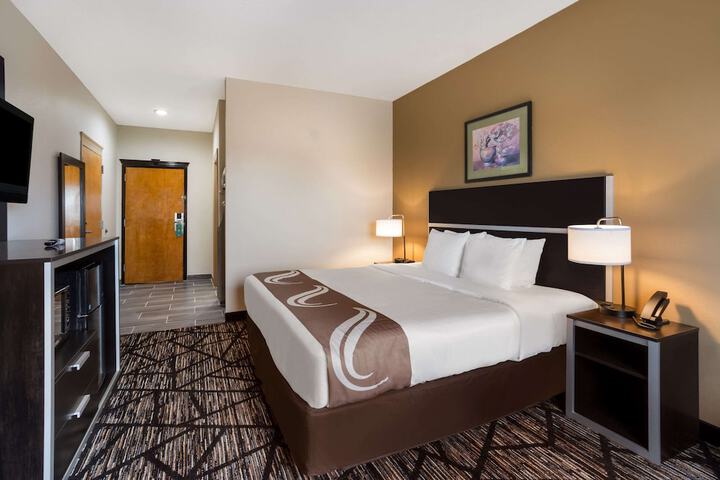 Quality Inn & Suites Pearl - Jackson