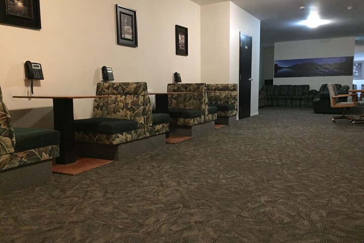 Invermere Hostel