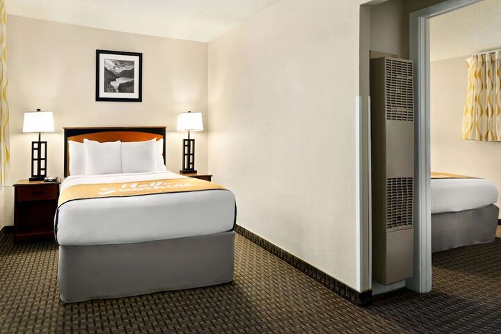 Room 18 of 44