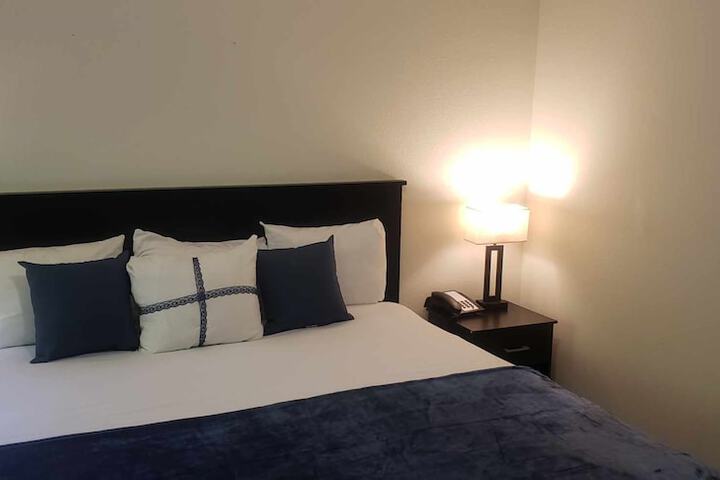 FairBridge Inn & Suites Sunnyside