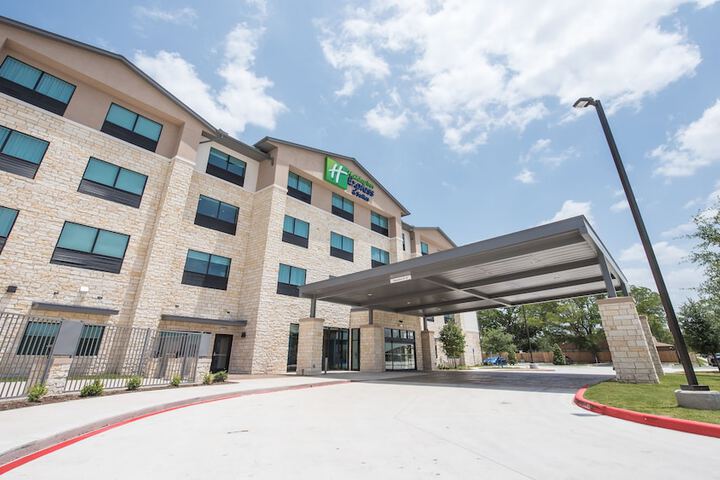 Holiday Inn Express & Suites-Dripping Springs - Austin Area by IHG