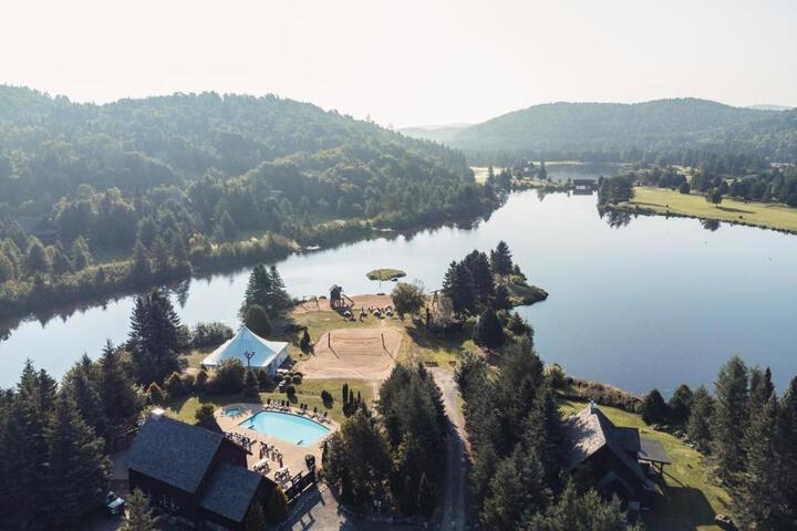 Loft Exécutif CherLieu de luxe avec vue sur golf et montagnes