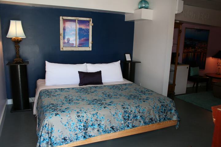 Room 19 of 42