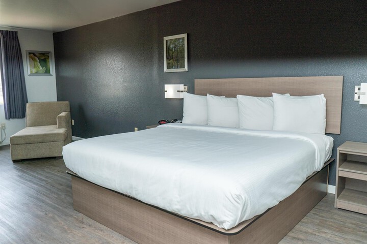 Americas Best Value Inn Donaldsonville