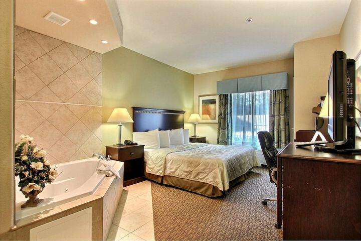 Magnolia Inn & Suites Savannah Airport