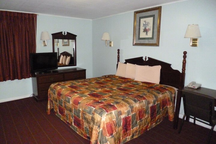 Room 25 of 41