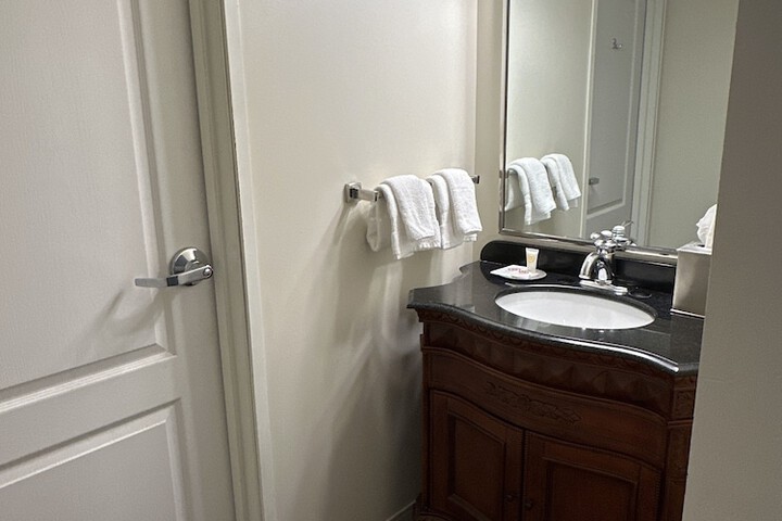 Room 68 of 151