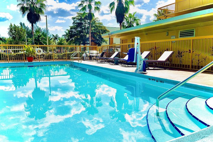 Pool 13 of 70