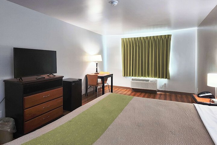 Room 20 of 39