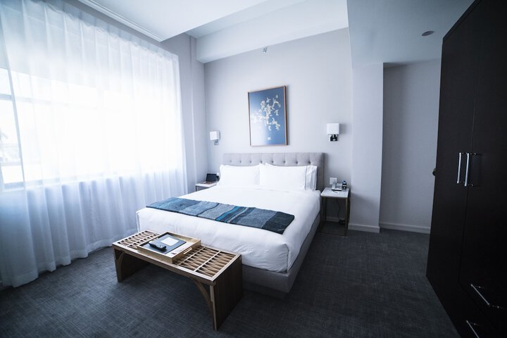 Room 50 of 97