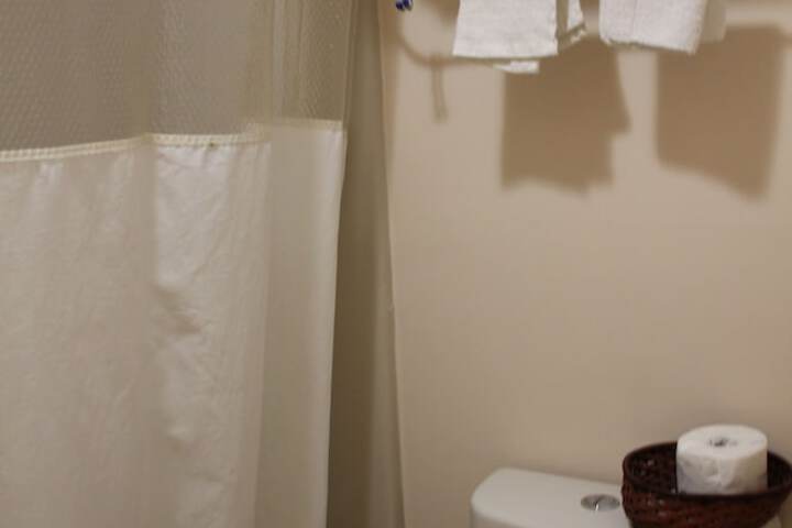Room 25 of 32