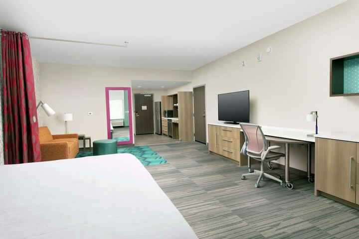 Room 17 of 41