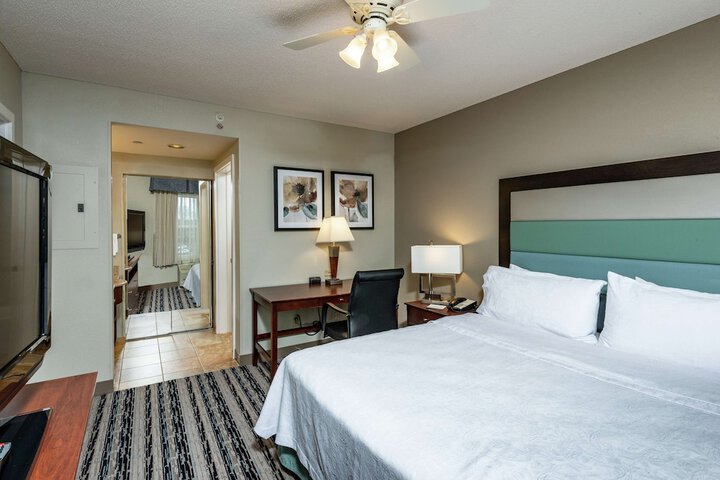 Room 15 of 26