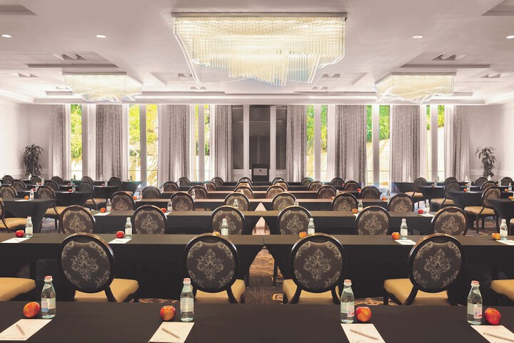 Claremont Resort & Club