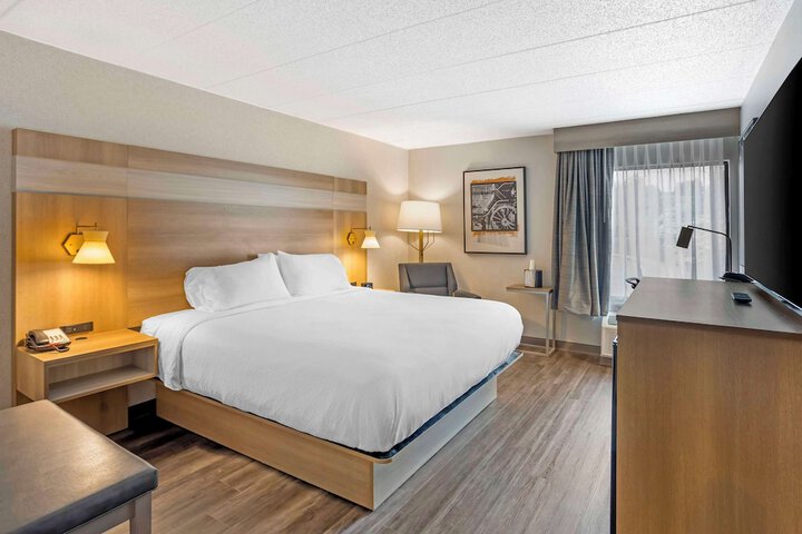 Best Western Plus Heritage Rail-South York / I-83
