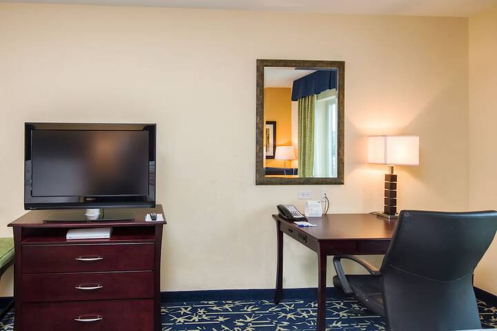 Holiday Inn Express Hotel & Suites Orlando - Apopka by IHG