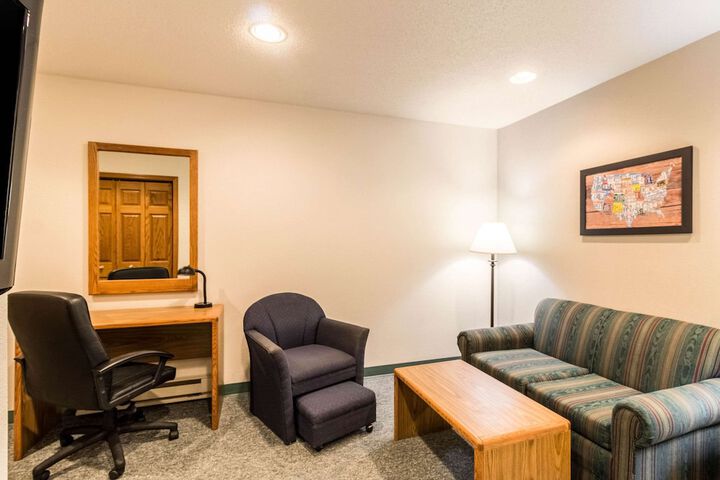 Room 10 of 46