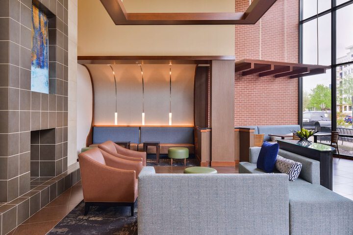 Hotel Interior 11 of 33