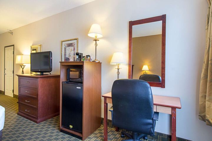 Room 8 of 45