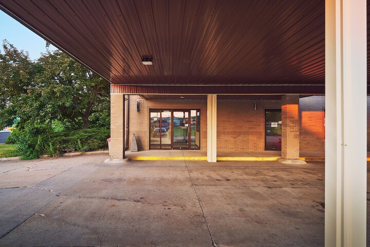 Hotel 15 of 77