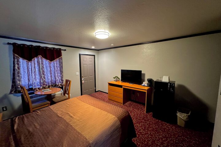 Room 14 of 49