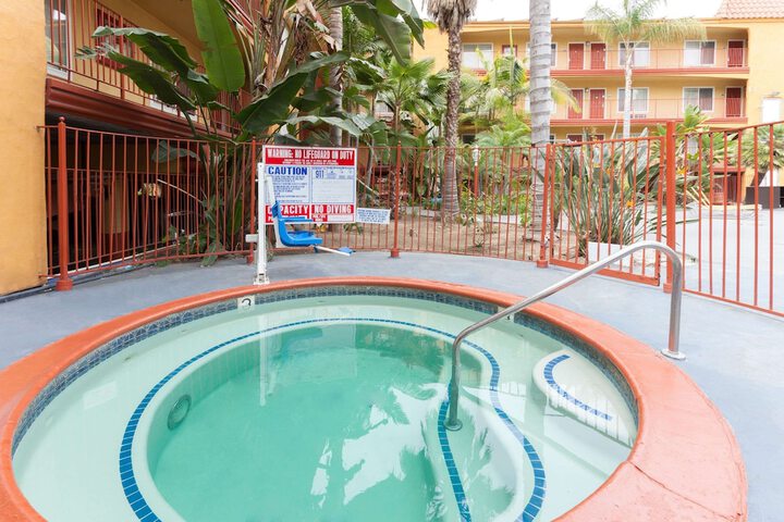 Pool 3 of 17