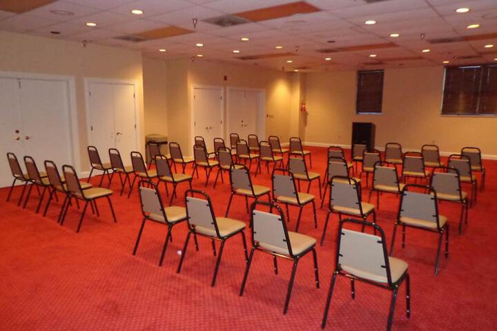 Euro Suites Hotel