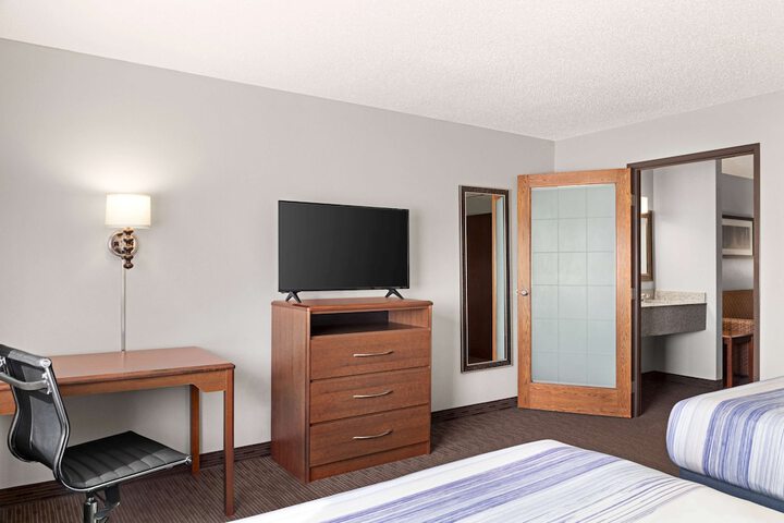 Room 41 of 50