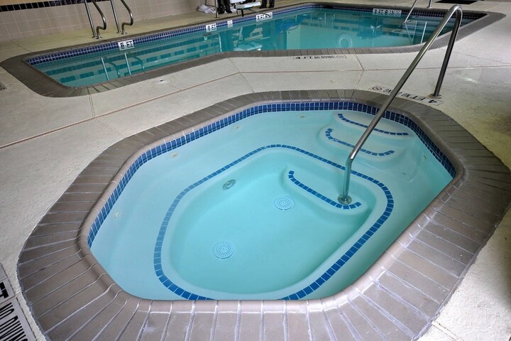 Pool 3 of 20