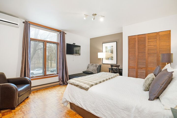 Room 20 of 37