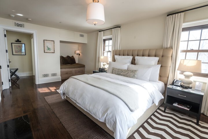 Room 40 of 42