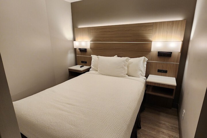 Days Inn & Conference Centre by Wyndham Penticton