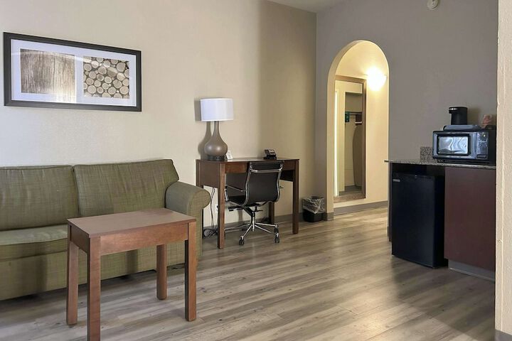 Quality Inn & Suites Tarboro - Kingsboro
