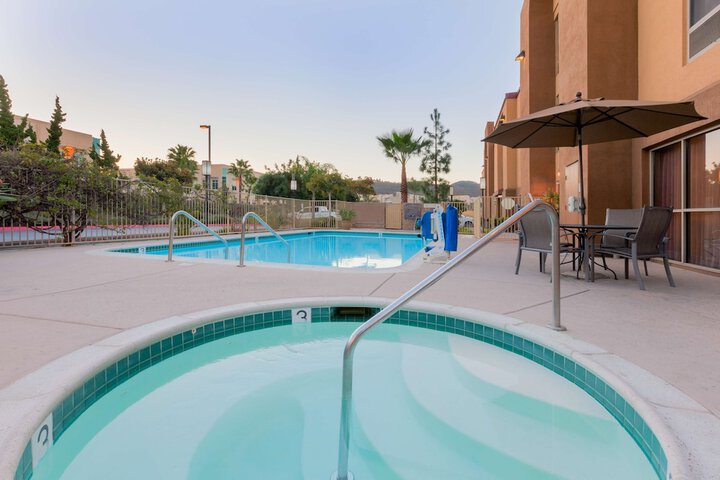 Hampton Inn San Marcos CA