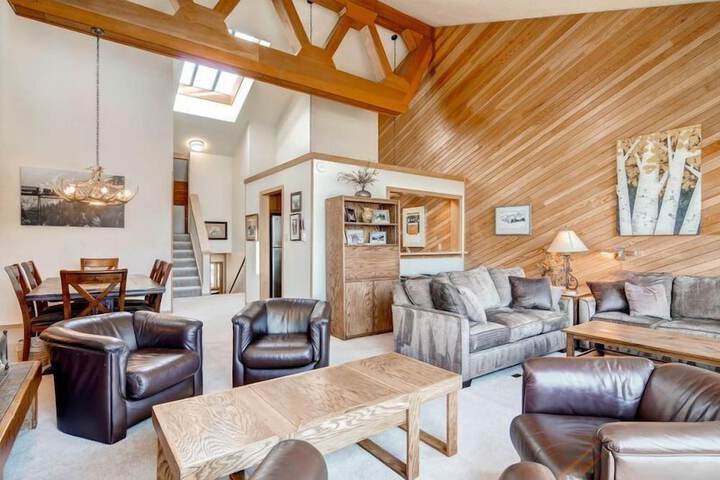 Lakeside Village 4 Bedroom Condo