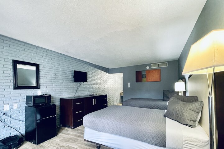 Room 30 of 31