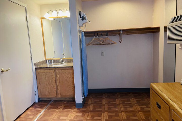 Americas Best Value Inn Sandpoint
