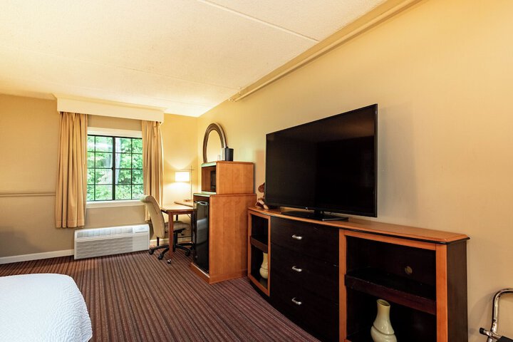 Fireside Inn & Suites West Lebanon