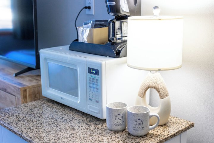 Nisswa Hotel and Suites