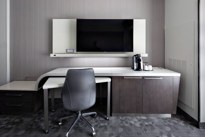 Courtyard by Marriott Knoxville Downtown