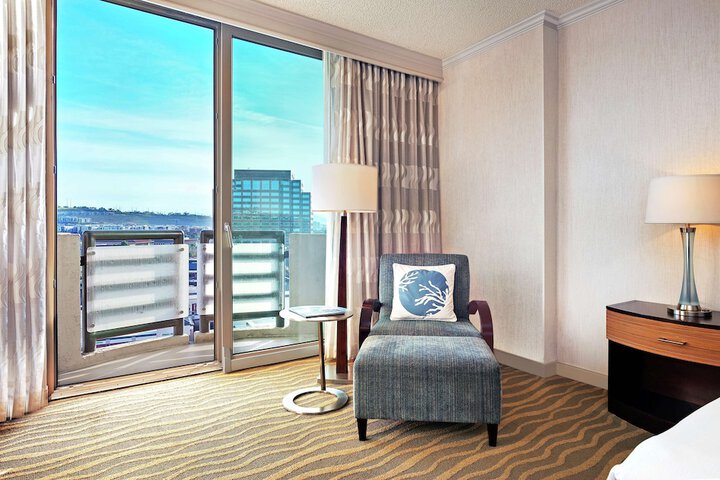 Room 37 of 85