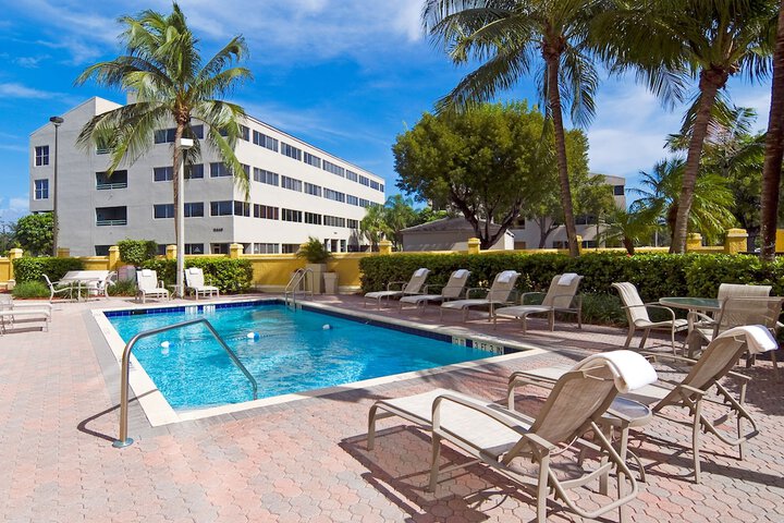 Pool 4 of 33