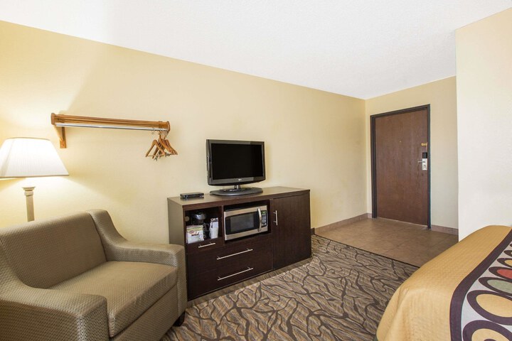 Room 22 of 24