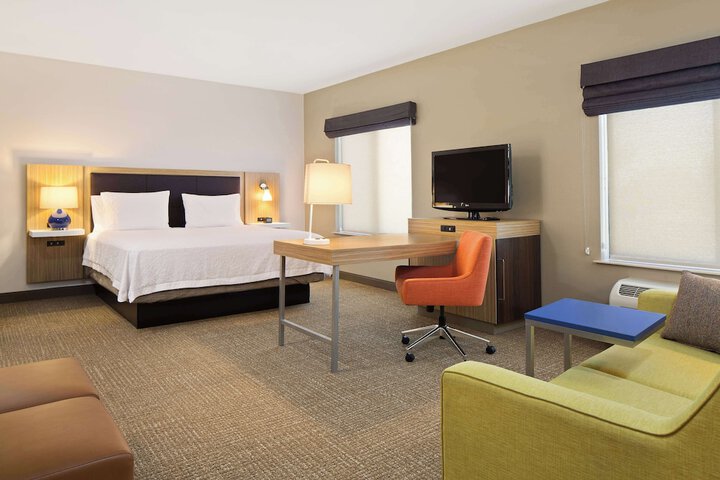 Room 22 of 36