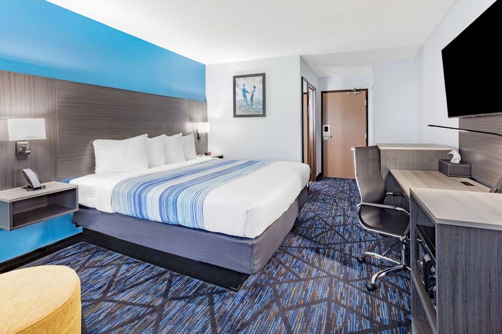 AmericInn by Wyndham Quincy