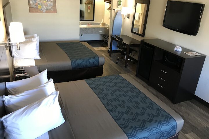 Room 26 of 45
