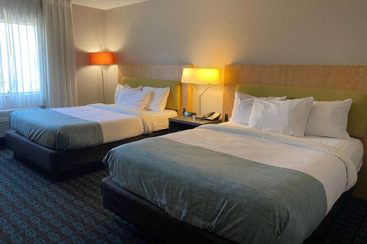 Room 12 of 26