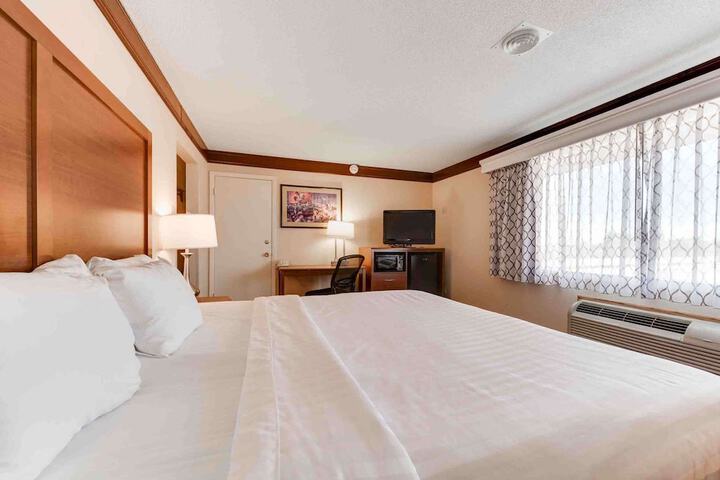 Room 42 of 57
