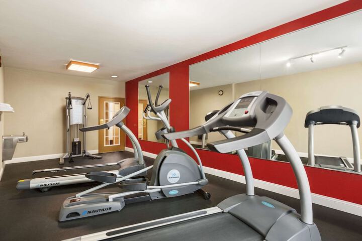 Country Inn & Suites by Radisson Savannah I-95 North, GA